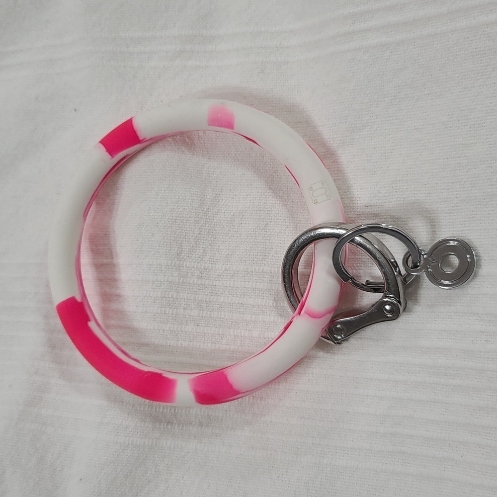 O Venture Key Ring Bracelet Wristlet Silicone? Pink/White Swirl EUC